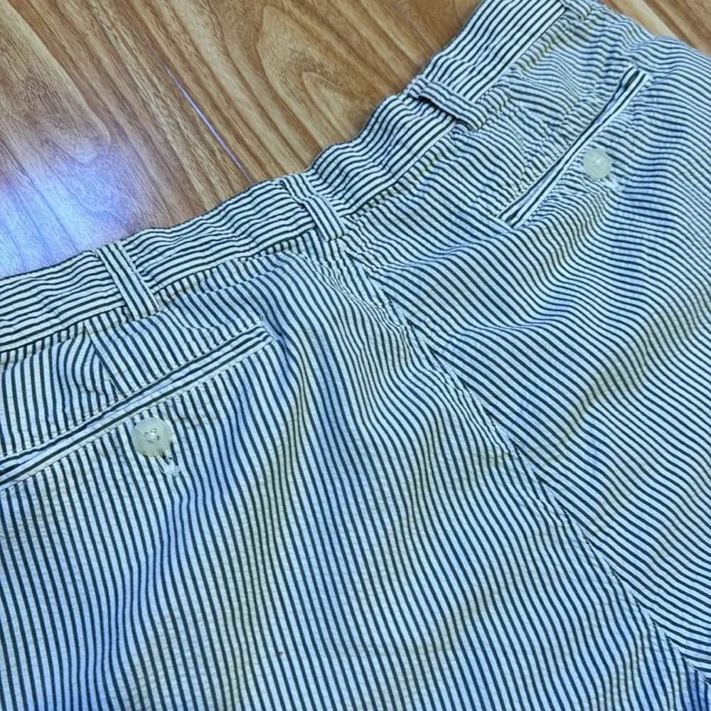 ❤️5 for $25❤️ - Grant Thomas seersucker shorts worn once only for a shoot - Picture 7 of 9